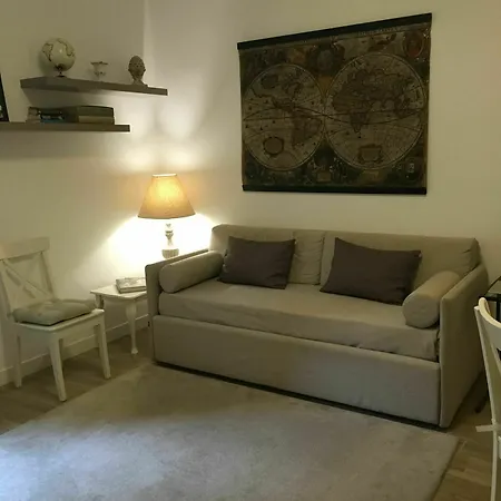 Journeys Apartment Verona